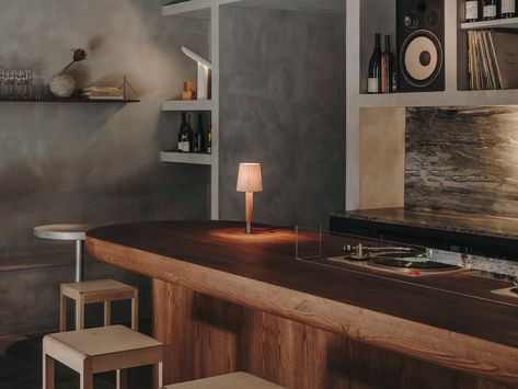 Angelita Madrid Wine Bar Design, Madrid Restaurants, Granite Table, Peruvian Restaurant, Spain Design, Alabaster Lamp, Small Lamps, Lime Paint, Minimalist Bar