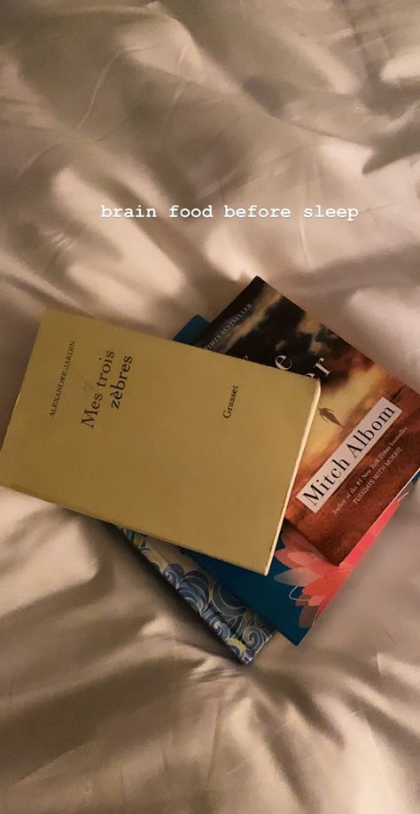 Instagram Story Ideas Reading Book, Book Captions Instagram Story, Books Insta Story, Caption For Book Readers, Reading Books Captions Instagram, Books Aesthetic Instagram Stories, Books Story Instagram, Book Instagram Story, Short Instagram Quotes