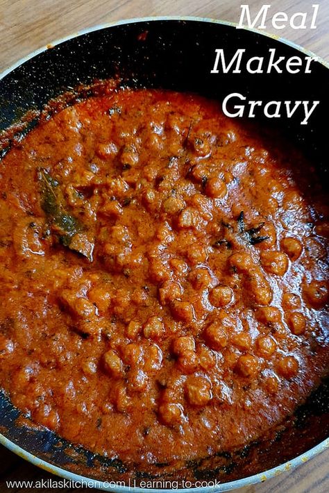 Soya Chunks Recipe Indian, Indian Gravy Recipe, Soya Chunks Recipe, Vegetable Biryani, Indian Vegan, Spicy Gravy, Soya Chunks, Breakfast Recipes Indian, Spicy Dishes