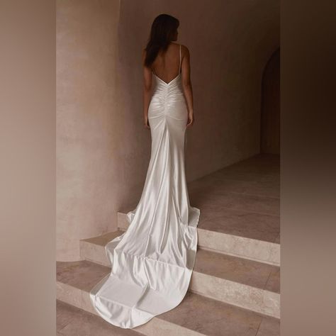 Silky Long Wedding Dress, Ruched Back Wedding Dress, Mexico Wedding Dress Beach, Silky Mermaid Wedding Dress, Silk Wedding Dress Open Back, Rome Wedding Dress, Flowy Mermaid Wedding Dress, First Dance Dress Brides, Simple Wedding Dress Long Train