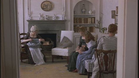 Sense & Sensibility "Barton Cottage" Love the colors of that Cottage Regency Interior, Jane Austen Movies, Georgian Interiors, Ang Lee, Sense And Sensibility, Cottage Interior, Little Cottage, Front Room, Jane Austen