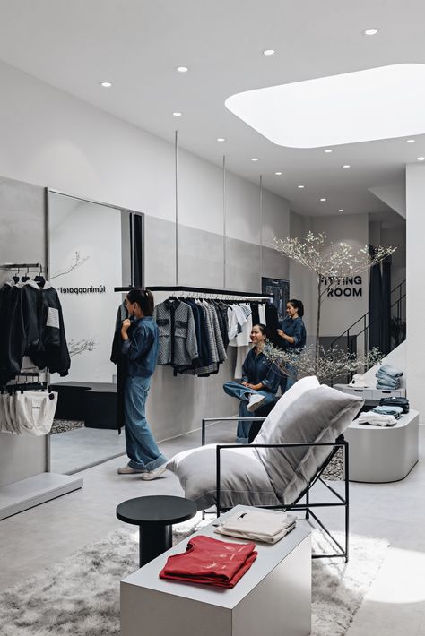 Clothing Store Decor, Clothes Shelves, Clothing Store Interior, Clothing Store Design, Minimalism Style, Store Design Boutique, Desk Area, Store Interiors, Be Consistent