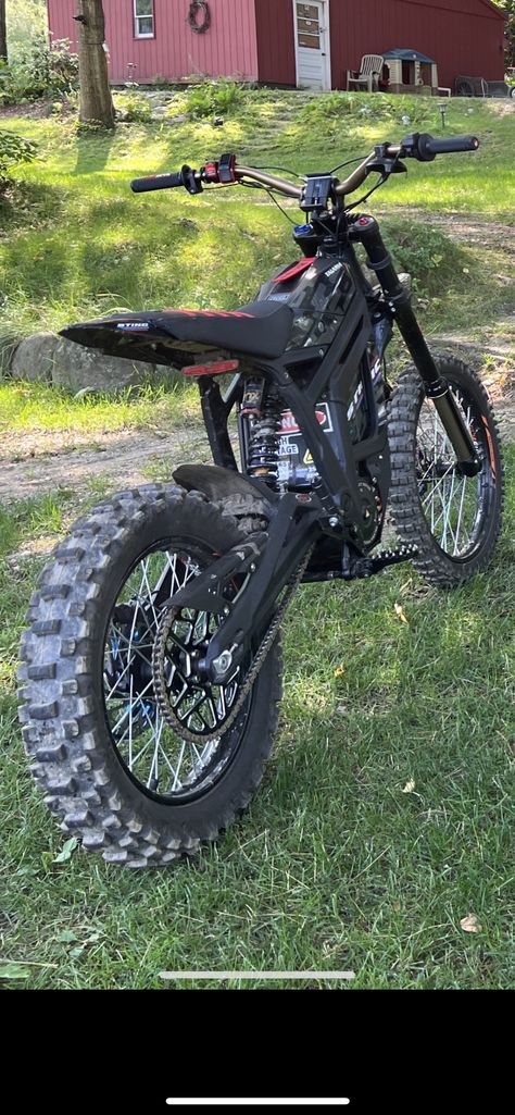 Custom Mtb, Chrismas Wishes, Sur Ron, Cool Dirt Bikes, Motorised Bike, Electric Dirt Bike, E Bikes, Dream Bike, Arrow Tattoos