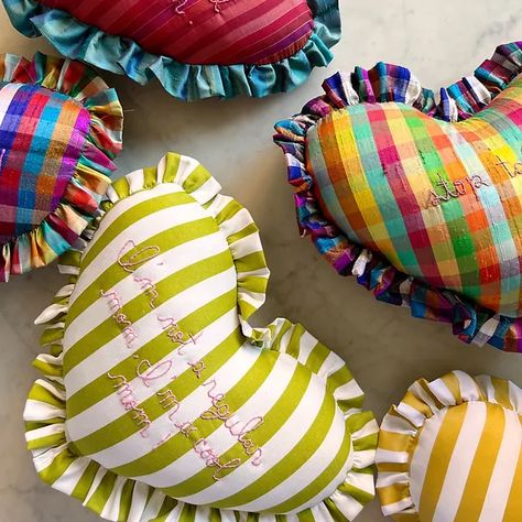 Heart Pillows | Tara Gill Art Diy Funky Pillows, Pillow Shapes Diy, Hand Sewn Pillows, Heart Pillow Diy, Fun Shaped Pillows, Unique Pillows Diy, Diy Pop Art Decor, Pillow Sewing Ideas, Heart Pillow Pattern Sewing