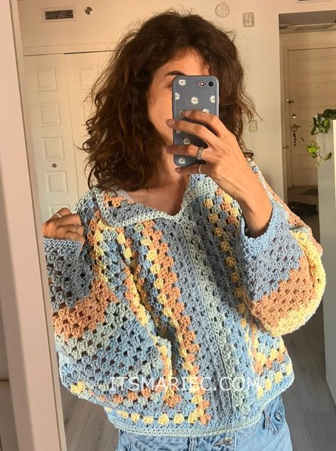 2024 Trends: Grandma Chic with Crochet Granny Stripe Patterns - I Can Crochet That Hexagon Pullover, Cotton Cake, Confection Au Crochet, Crochet Hexagon, Crochet Fashion Patterns, Crochet Diy, Crochet Cardigan Pattern, Sweater Crochet Pattern, Diy Crochet Projects