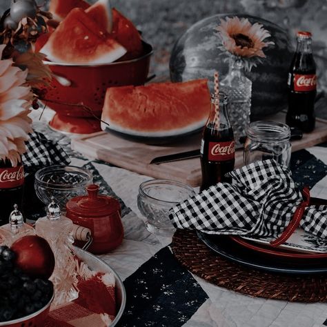 4th Of July Desserts Aesthetic, 4th Of July Aesthetic Vintage, July Birthday Aesthetic, Aesthetic Fourth Of July Wallpaper, 4th Of July Astetic Photos, Aesthetic 4th Of July, July 4 Aesthetic, 4 Of July Aesthetic, 4th July Aesthetic