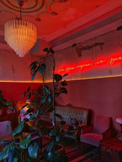 Ambience Decor, Speakeasy Decor, Pub Interior, 80s Interior, Photo Pinterest, Jazz Bar, Permanent Vacation, Bar Interior, Instagram Wallpaper