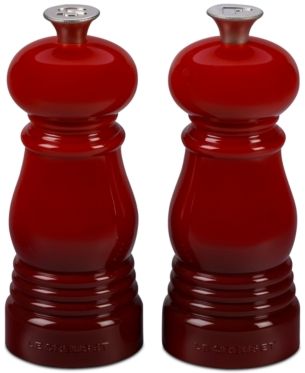 Le Creuset Petite Salt & Pepper Mill Set - Pink Le Creuset Set, Red Salt, Salt And Pepper Mills, Utensil Crock, The Grind, Pepper Mill, Salt And Pepper Set, Le Creuset, Mens Gift Sets