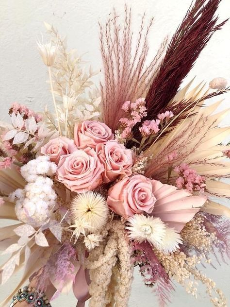 White Dried Bouquet, Diy Dried Flower Bouquet, Wedding Bouquet Pampas, Dried Bouquet Wedding, Small Arrangements, Autumn Florals, Bridal Bouquet Pink, Boho Wedding Bouquet, Dried Pampas