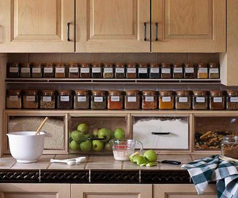 creative spice storage ideas @Beneath My Heart blog Organiser Cucina, Desain Pantry, Kabinet Dapur, Diy Kitchen Storage, Spice Storage, Kitchen Pantry, Diy Kitchen, Diy Storage, Cleaning Tips