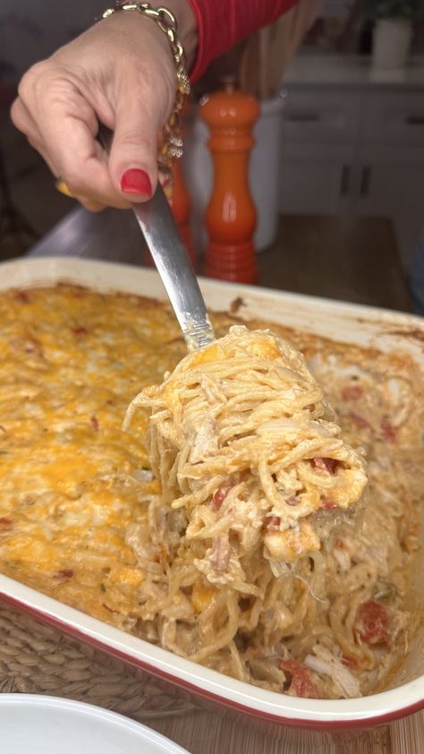 Chicken Spaghetti 🍝 Chicken Spaghetti With Spaghetti Squash, Chicken And Sausage Spaghetti, Chicken Spaghetti With Mushrooms, Mexican Chicken Spaghetti Recipe, Oven Chicken Spaghetti Recipe, Melissa Jo Real Recipes, Mealtime With Melissa, Chicken Taco Spaghetti, Spaghetti Chicken Casserole