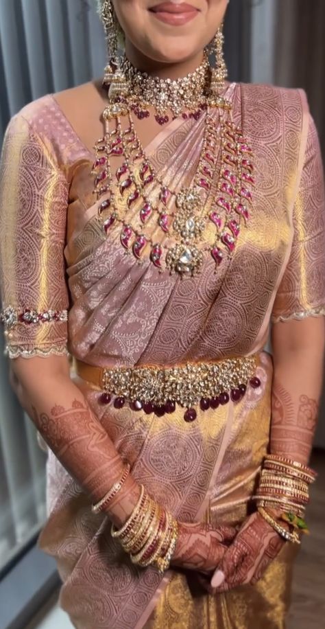 South Indian Wedding Saree, South Indian Bride Saree, Latest Bridal Blouse Designs, Bridal Sarees South Indian, Wedding Saree Blouse, Wedding Saree Blouse Designs, Fashionable Saree Blouse Designs, Fancy Sarees Party Wear, Wedding Blouse Designs