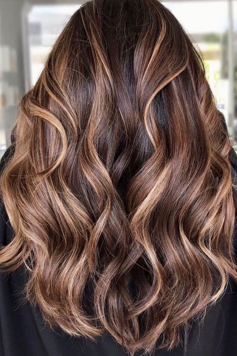 Brunette With Auburn Lowlights, Summer Brown Hair Color Caramel, Caramel Highlights In Dark Brown Hair, Brown Hair With Honey Balayage, Brunette Hair With Caramel Highlights, Caramel Brown Balayage, Brown Bayalage, Gorgeous Brown Hair, Highlight Idea