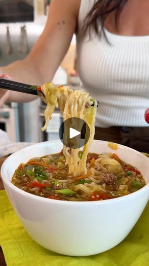 Beef Ramen Recipe, Ramon Noodles, Beef Ramen, High Fiber Breakfast, Youtube Recipes, Bowl Of Ramen, Ramen Recipe, Soup Appetizers, Ground Meat Recipes