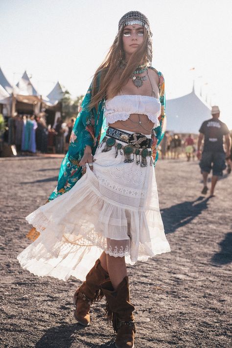 Woodstock Outfit, Boho Coachella, Beautiful Boho Dresses, Boho Festival Outfit, Black Pinterest, Boho Mode, Look Festival, Wilde Westen, Hippy Chic