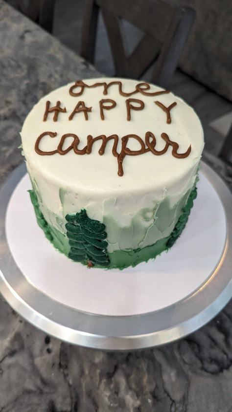 Campfire Smash Cake First Birthdays, Happy Camper Cake Ideas, Happy Camper Smash Cake Diy, One Happy Camper First Birthday Sign, Camping Themed Smash Cake, Smash Cake One Happy Camper, One Happy Camper Pictures, Camp Smash Cake, Camp Theme Birthday Cake