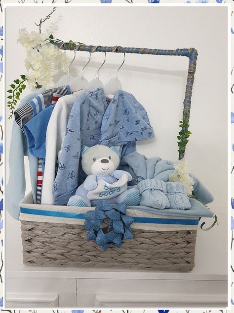 Looking for the perfect baby boy gifts? Check out our top 10 unique picks for every occasion! From adorable clothing sets to educational toys, these gifts are sure to delight any new parents. Find the perfect present for the special little one in your life. Boy Baby Shower Gifts, Boy Presents, Unique Baby Boy Gifts, Gifts For Newborn, Presents For Boys, Presents Ideas, Baby Presents, Baby Shower Gifts For Boys, Boy Gifts