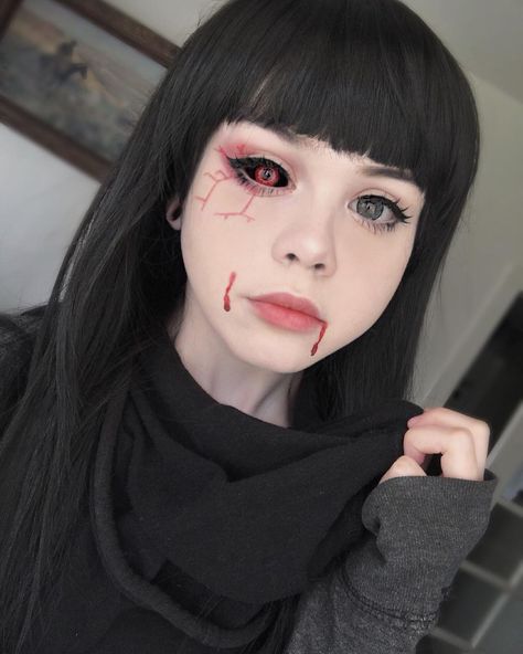 Kurona Yasuhisa of the twin one eyed ghouls 🖤 Free Cosplay, Tokyo Ghoul Cosplay, Anime Makeup, Amazing Cosplay, Girl Tips, Fantasy Makeup, Cosplay Makeup, Best Cosplay, Cosplay Outfits