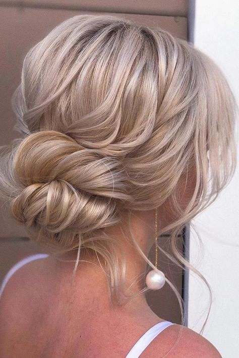 Wedding Updos For Medium Hair, Wedding Hairstyles For Medium Hair, Wedding Updos, Up Dos For Medium Hair, Ombré Hair, Wedding Hair Inspiration, Low Bun, Wedding Hairstyles Updo, Wedding Updo