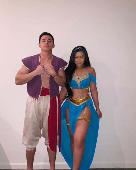 Couple Halloween Costumes Aladdin, Hot Princess Jasmine Costume, Hot Jasmine Costume, Princess Jasmine Red Costume, Jasmine From Aladdin Costume, Jasmine Alladin Costume, Jazmin And Aladdin Costume, Aladdin Couple Costume, Disney Princess And Prince Costumes