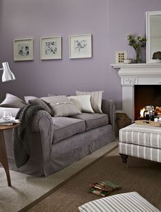 Silver grey Lilac Living Rooms, Lilac Living Room, Mauve Living Room, Lilac Room, Purple Living Room, Grey Living Room, Winter Living Room, Room Wall Colors, Purple Rooms