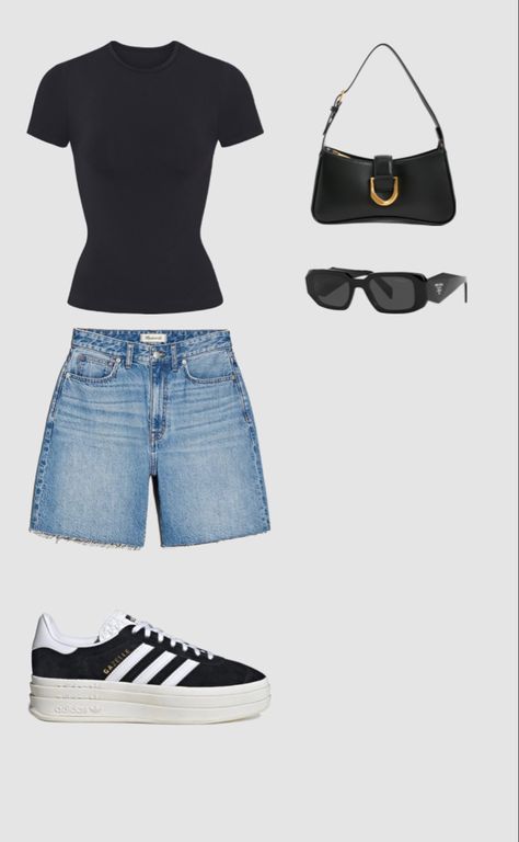 Summer Outfit Layout Casual, Basic Summer Streetwear Shirt, Fitted Basic T-shirt For Streetwear, Skims Shirt Outfit Ideas, Skims Tee Outfit, Gray Summer Streetwear Tops, Skims Fits Everybody Tee Outfit, Grey Shorts Outfit, Skims Outfit