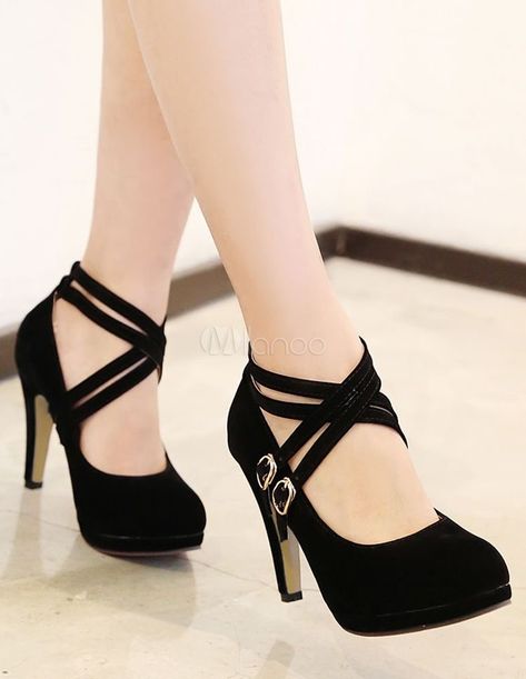 Heels Expensive, Cross Shoes, قلادات متدلية, Womens Black Booties, Cute Shoes Heels, Girly Shoes, Platform High Heels, Fashion Heels, Fashion High Heels