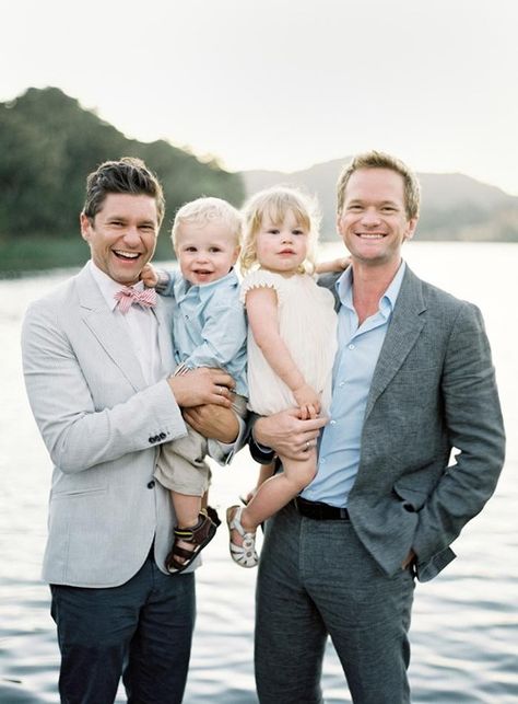 I love my parents and wouldn't change them at all but I would love these guys to be my gay dads if i could! Neil Patrick Harris Family, David Burtka, Neil Patrick, Gay Dads, Neil Patrick Harris, Marriage Equality, How I Met Your Mother, Cute Family, Two Men