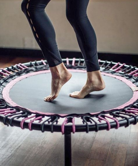 Is a Mini Trampoline Workout the Best Exercise Ever? Jumping Fitness Trampoline, Jumping On A Trampoline, Trampoline Fitness, Mini Trampoline Workout, Trampoline Jump, Rebounder Trampoline, Movement Fitness, Fitness Vision Board, Best Trampoline