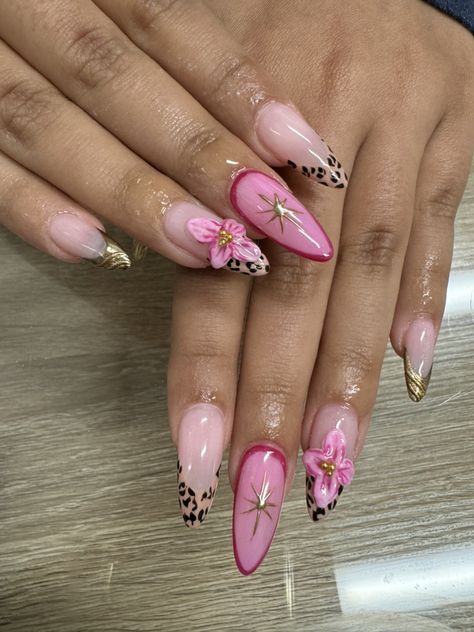 Spider Lily Nails, Nessa Nails, Lily Nails, Nail Pics, Pop Art Nails, Nails Design With Rhinestones, Flower Nail, Pink Acrylic, Flower Nail Art