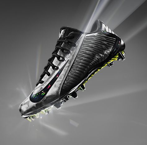 American Football Cleats, Icy Weather, Nike Soccer Shoes, Nike Soccer Cleats, Lombardi Trophy, Nike Janoski, Nike Wedges, Girls Football Boots, 3d Printing News