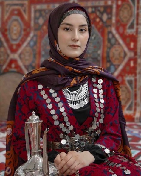 Modest Winter Outfits, Caucasian People, Caucasus Mountains, Traditional Attires, Afghan Girl, National Clothes, Soft Beauty, Afghan Dresses, Asian Outfits