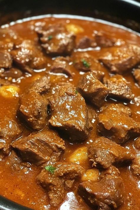 Carne Guisada Con Papas - Easy DIY Recipes Mexican Carne Guisada, Best Carne Guisada Recipe, Authentic Carne Guisada Recipe, Carne Guisada Recipe Mexican, Carne Picada Recipes, Guisado Recipe, Guisada Recipe, Yellow Rice Recipes, White Bean Soup Recipes