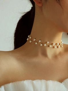 Choker Pearl Necklace, Choker Pearl, Pearl Accessories, Necklace Elegant, Pearl Design, Pearl Choker Necklace, Fancy Jewelry, Pearl Choker, Girly Jewelry