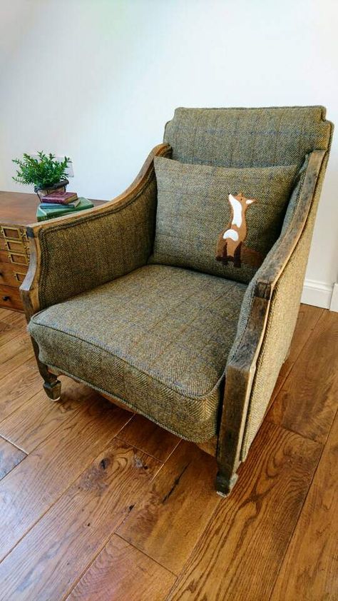 Hand Crafted Harris Tweed fox cushion cover new by HouseofTweed on Etsy https://www.etsy.com/listing/506523456/hand-crafted-harris-tweed-fox-cushion Tartan Sofa, Tartan Chair, Pet Couch Cover, Fox Cushion, Winter Blanket, Blanket Sofa, Upholstery Diy, Couch Cover, Embroidered Cushions