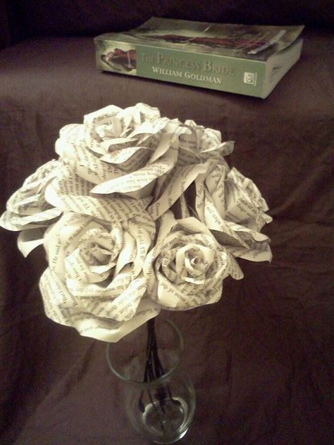 bouquet+of+paper+roses | CUSTOM Bouquet of 7 Paper Roses made from book pages. Book Lovers Wedding, Book Page Roses, Flower Boquet, Roses Book, The Princess Bride, Paper Bouquet, Diy Gifts For Him, Custom Bouquet, Diy Roses