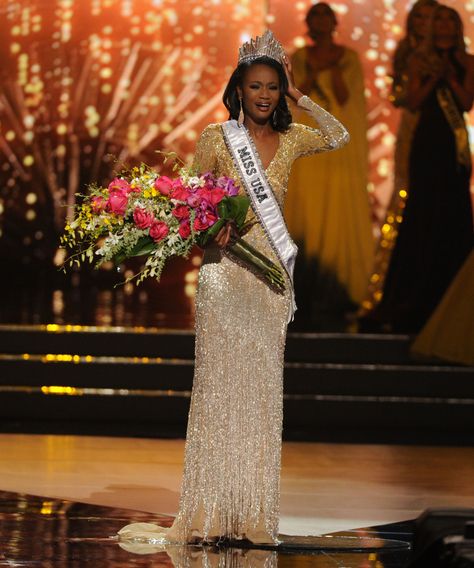 Deshauna Barber, Costumes For Black Women, Monica Wright, Black Hair Inspiration, Pageant Girls, Girls Support Girls, Miss Usa, Pageant Gowns, District Of Columbia