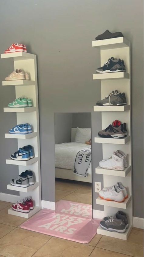 Shoe Rack Ideas Bedroom, Shoes Shelves, Ikea Deco, Sneakerhead Room, Mens Bedroom Decor, Room Organization Bedroom, Shoe Room, Shoe Wall, Mens Bedroom