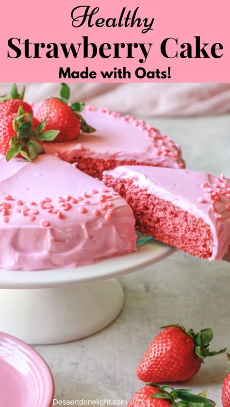 Healthy Strawberry Cake made with oat flour Kiwi Strawberry Cake, Low Calorie Strawberry Cake, Healthy Strawberry Cake Clean Eating, Vegan Gluten Free Strawberry Cake, Healthy Strawberry Smash Cake, Healthy Cakes For Kids, Dye Free Strawberry Cake, Strawberry Cake Healthy, Strawberry Cake Gluten Free