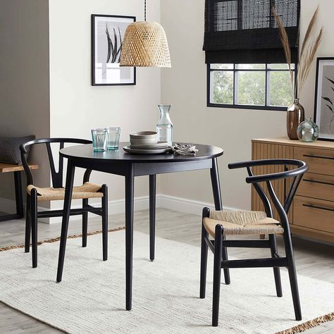 Round Black Dining Table, Small Round Dining Table, Black Round Dining Table, Black Dining Chairs, Small Dining Table, Contemporary Chairs, Dining Table Black, Chair Style, Round Dining