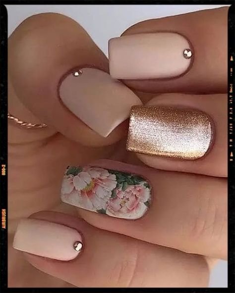 Short Nails - Pink Nails Peony Nails, Cute Summer Nail Designs, Gel Nails At Home, Festive Nail Art, Fall Nail Art Designs, Trendy Nail Art Designs, Vibrant Nails, Pretty Nail Art Designs, Cute Summer Nails