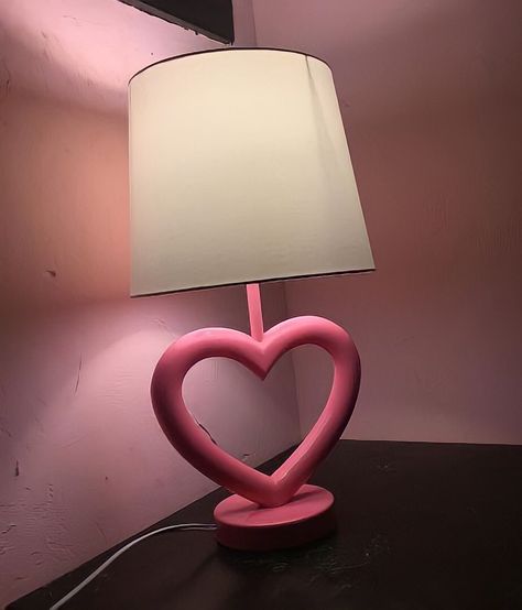 Bedroom Redesign, Tiny House Storage, Future Apartment Decor, Cute Bedroom Decor, Diy Lamp Shade, Cute Simple Wallpapers, Apartment Decor Inspiration, Pink Room, Cute Room Decor