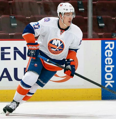 New York Islanders Wallpaper, Anders Lee, Anders Lee Islanders, Patrick Andersen Mlandersen0, Leif Erikson Viking Valhalla, Mat Barzal, Ny Islanders, Ahl Hockey, Lavender Haze