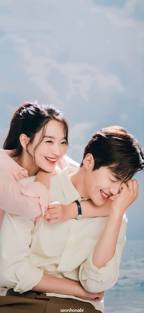 Korean Couple Pic, Hometown Chachacha Wallpaper, Lovers Wallpaper Couple, Couple Wallpaper Lockscreen, Couple Foto, Couple Dance Videos, Wallpaper Gradient, Couples Dp, Dancing Poses