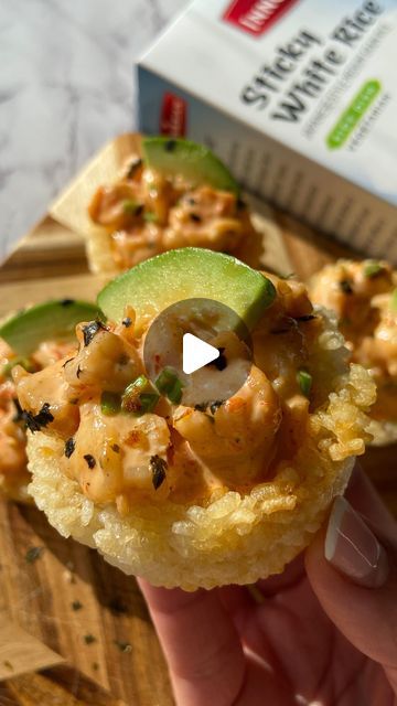 Spicy Shrimp Crispy Rice Cups, Crab Rangoon Crispy Rice Sushi Cups, Shrimp Sushi Cups, Crispy Rice Cups, Rice For Sushi, Sushi Onigiri, Sticky White Rice, Rice Cups, Wine Appetizers