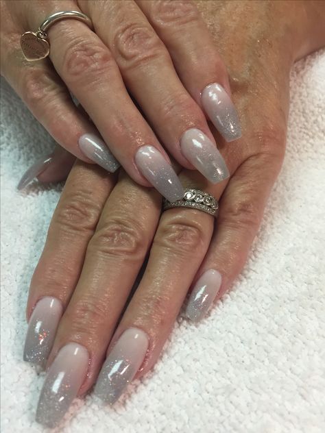 Silver Ombre Nails Coffin, Gray Glitter Ombre Nails, Gray Tips Nails, Grey Glitter Ombre Nails, Gray Ombré Nails, Glitter Gradation Nails, Gray Tip Nails, Grey And White Ombre Nails, Ombre Grey Nails