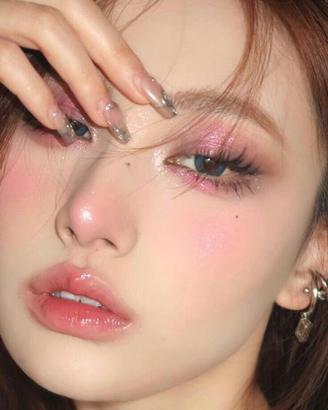 Pink Quince, Korean Makeup Look, Kawaii Makeup, Korean Eye Makeup, Ulzzang Makeup, Swag Makeup, Ethereal Makeup, Dope Makeup, Eye Makeup Designs