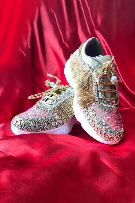 Bridal Shoes Wedges, Fancy Sneakers, Wedding Shoes Sneakers, Indian Wedding Shoes, Quirky Shoes, Bridal Sneakers, Indian Shoes, Shoe Makeover, Golden Crystal