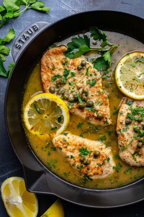 Lemon Chicken Piccata Recipe, Chicken Piccata With Capers, Recipes Mushrooms, Chicken Piccata Pasta, Easy Chicken Piccata, Chicken Scallopini, Lemon Chicken Piccata, Piccata Recipe, Chicken Piccata Recipe