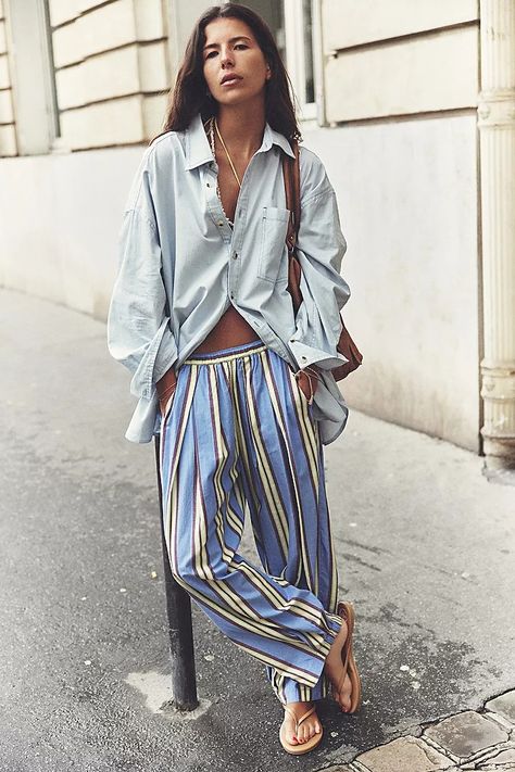 We The Free Freddie Shirt | Free People Button Down Outfit, Oversized Shirt Outfit, Button Down Style, Oxford Blue, Looks Street Style, Menswear Inspired, Looks Style, Fit Inspo, Classic Shirt